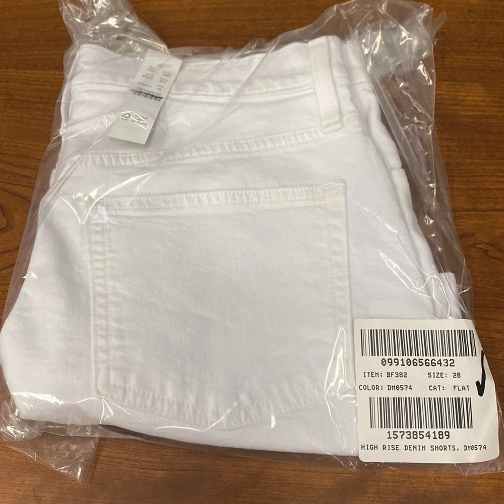 J Crew NWT High-rise denim short in white BF382